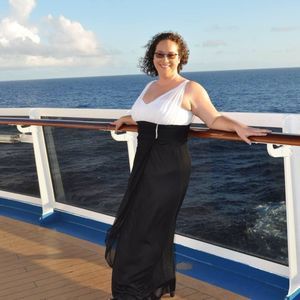 Meet your Posher, Mara